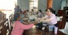Phòng Giao dịch Ngân hàng Chính sách Xã hội huyện Phú Riềng thực hiện giao dịch tại xã Phú Riềng